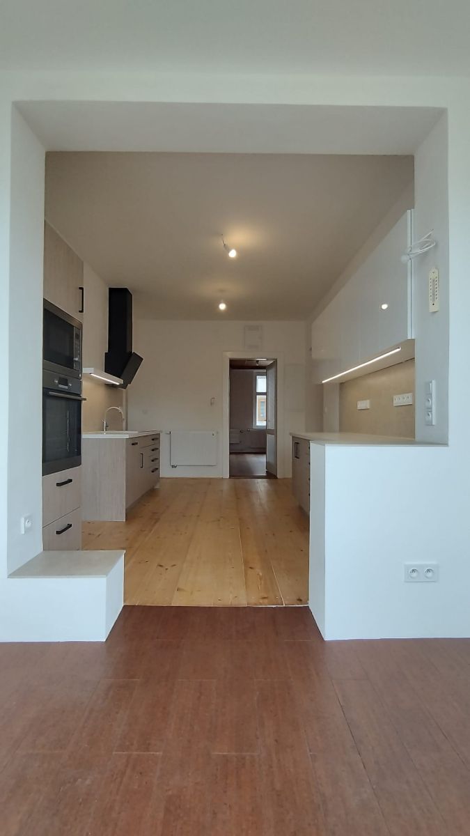 Pronájem bytu 3+kk 91 m² — photo 3