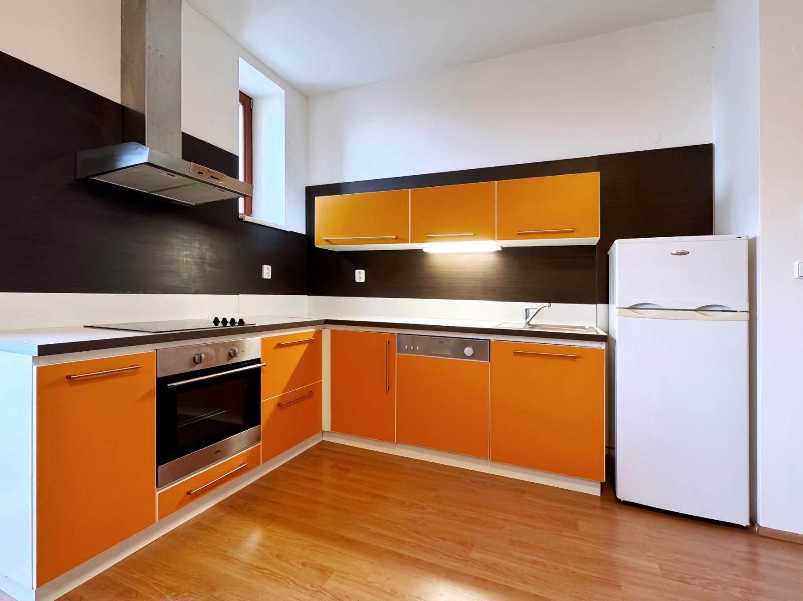 Pronájem bytu 1+kk 55 m²