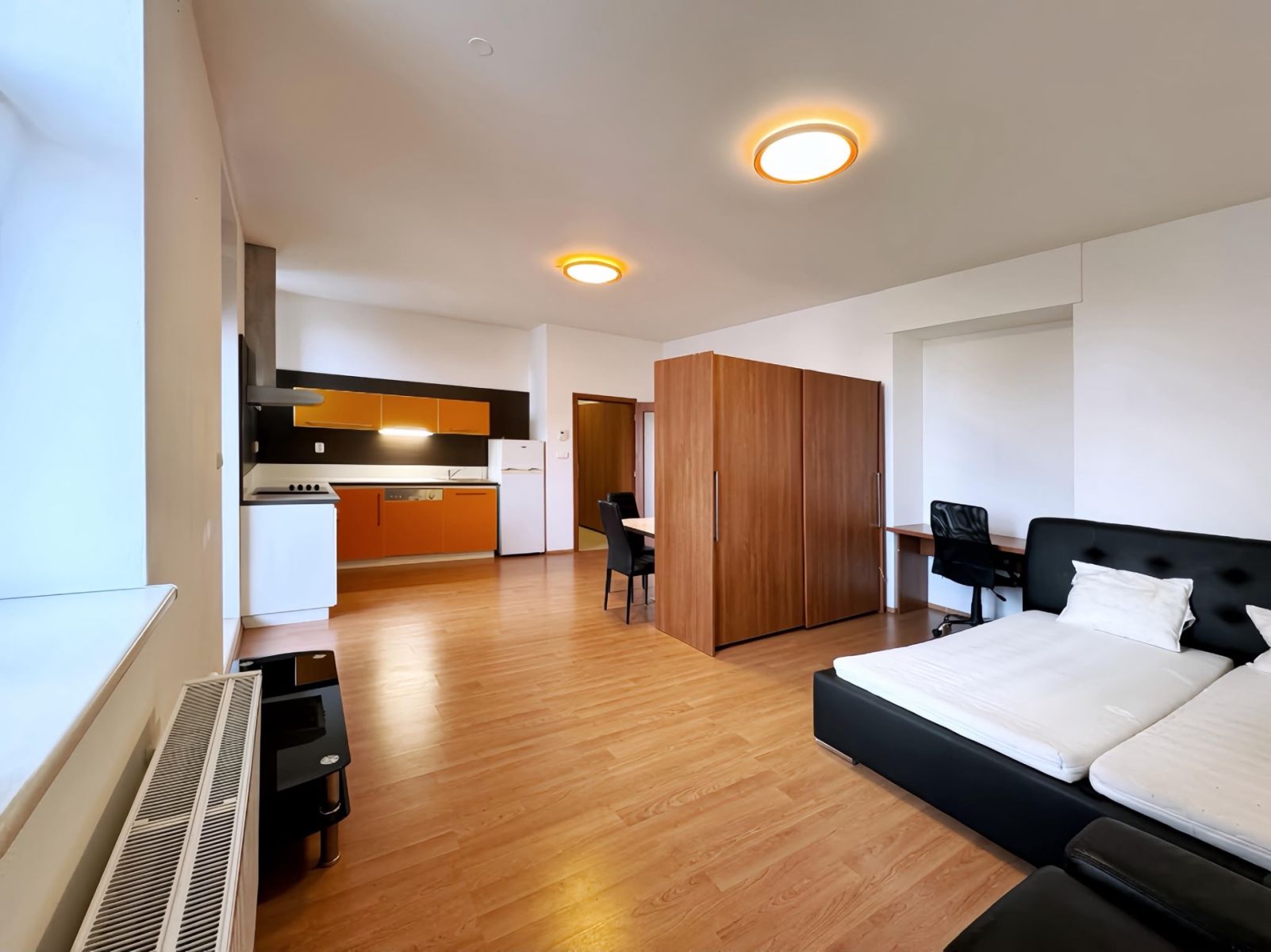 Pronájem bytu 1+kk 55 m² — photo 3