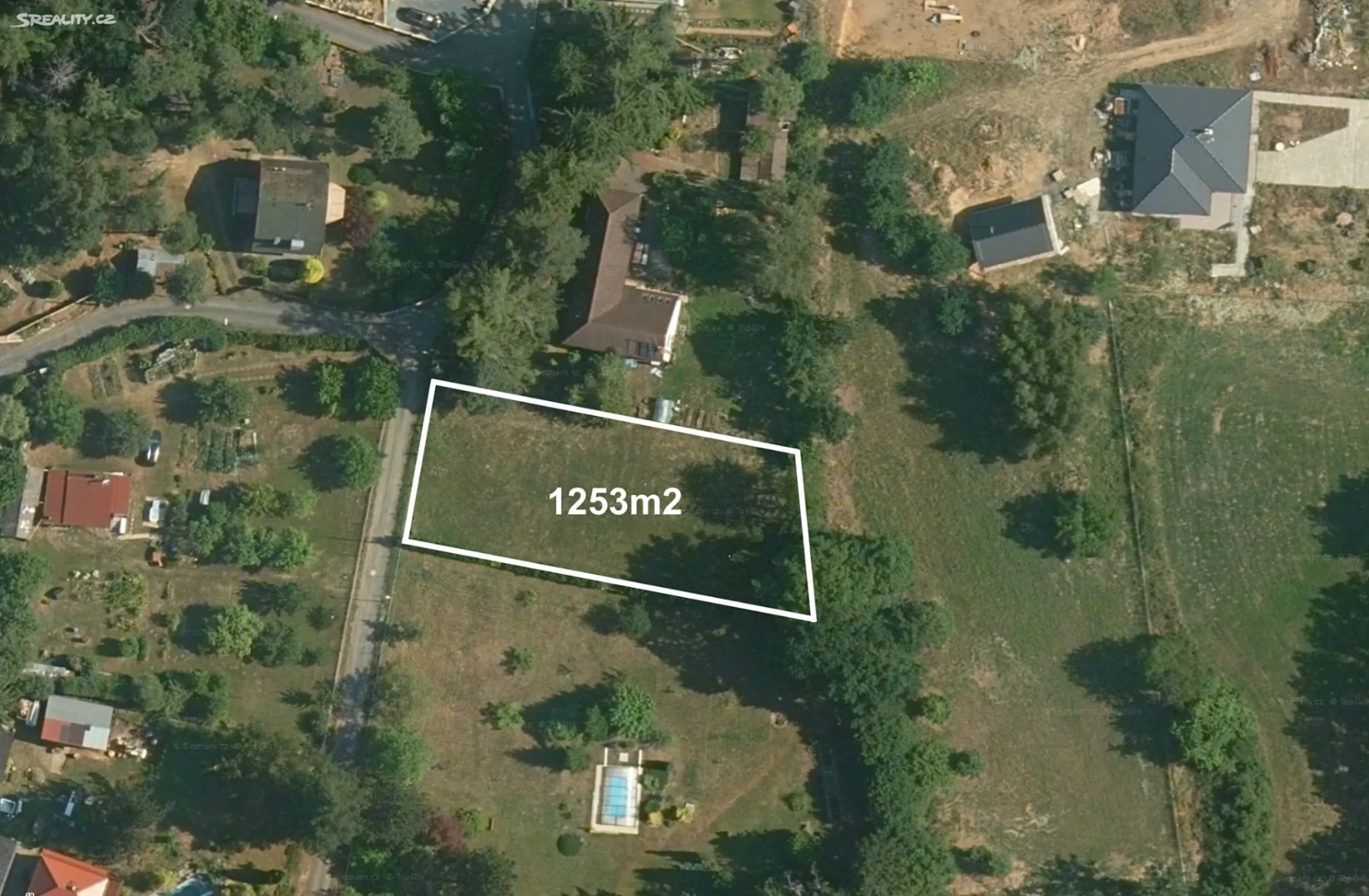 Prodej pozemku 1.253 m² — photo 2
