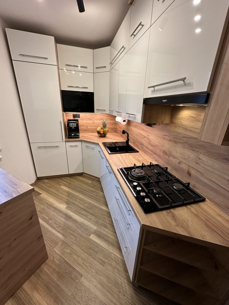 Prodej bytu 2+1 55 m² — photo 2