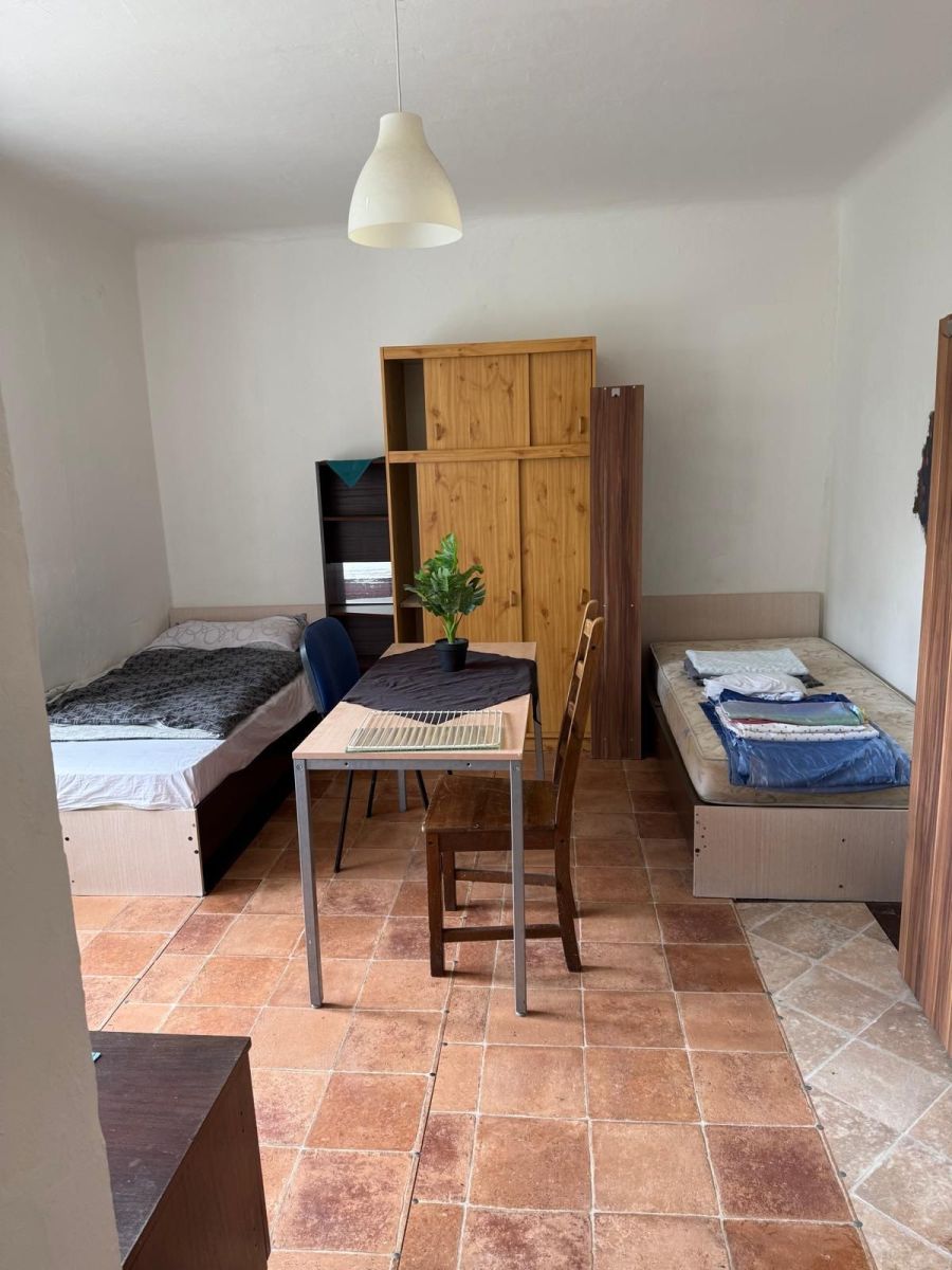 Pronájem bytu 1+kk 20 m² — photo 2