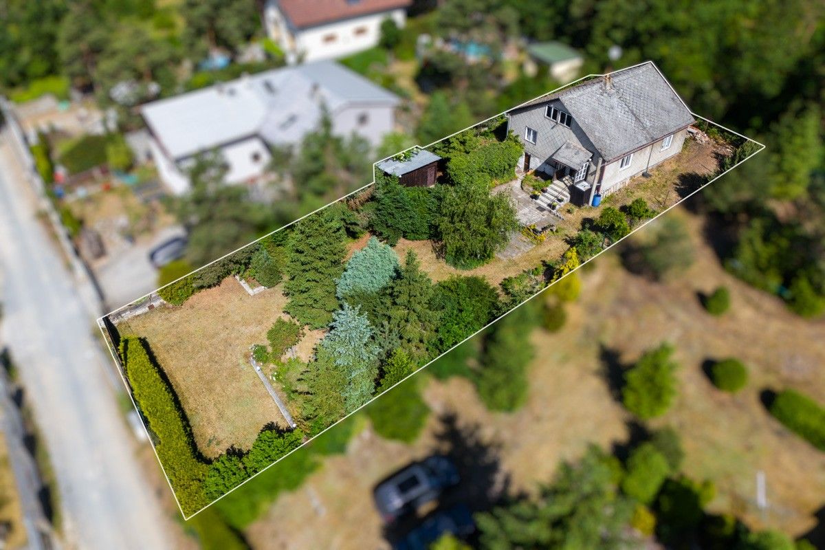 Prodej pozemku 857 m²