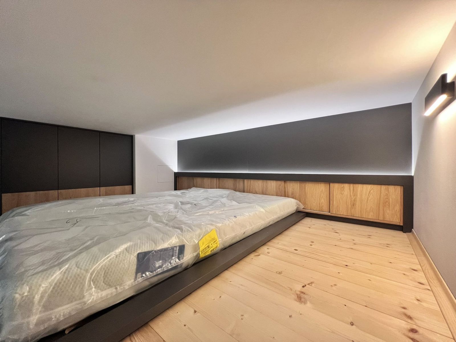 Pronájem bytu 1+kk 41 m² — photo 2