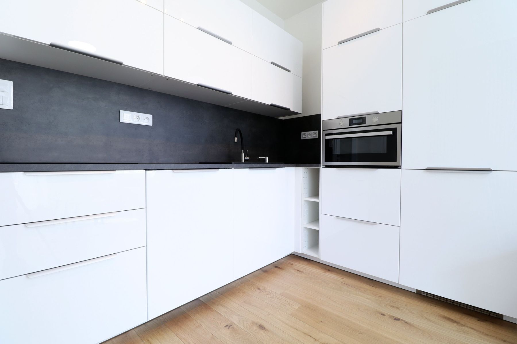 Pronájem bytu 1+kk 29 m², Praha – náhled fotky 3