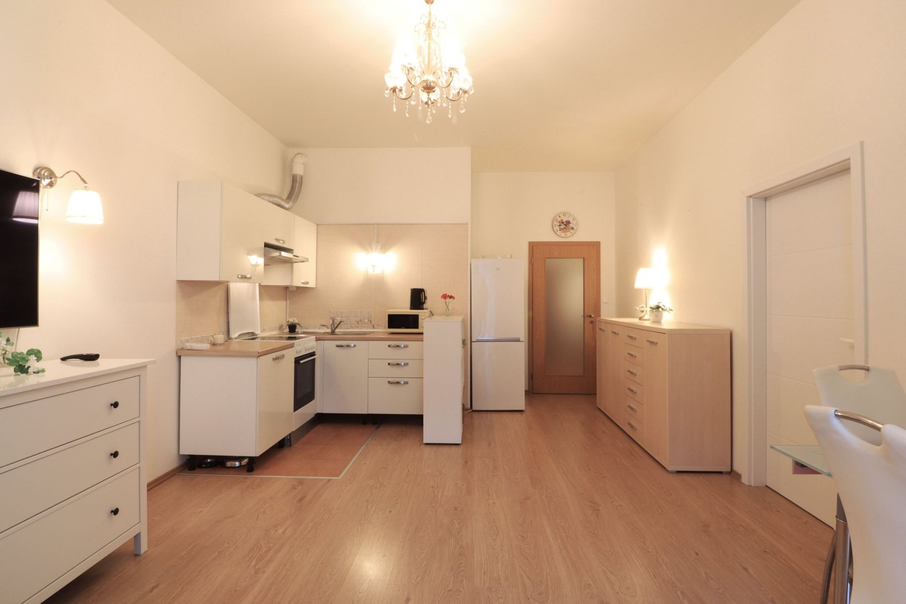 1-soban stan, 56 m²