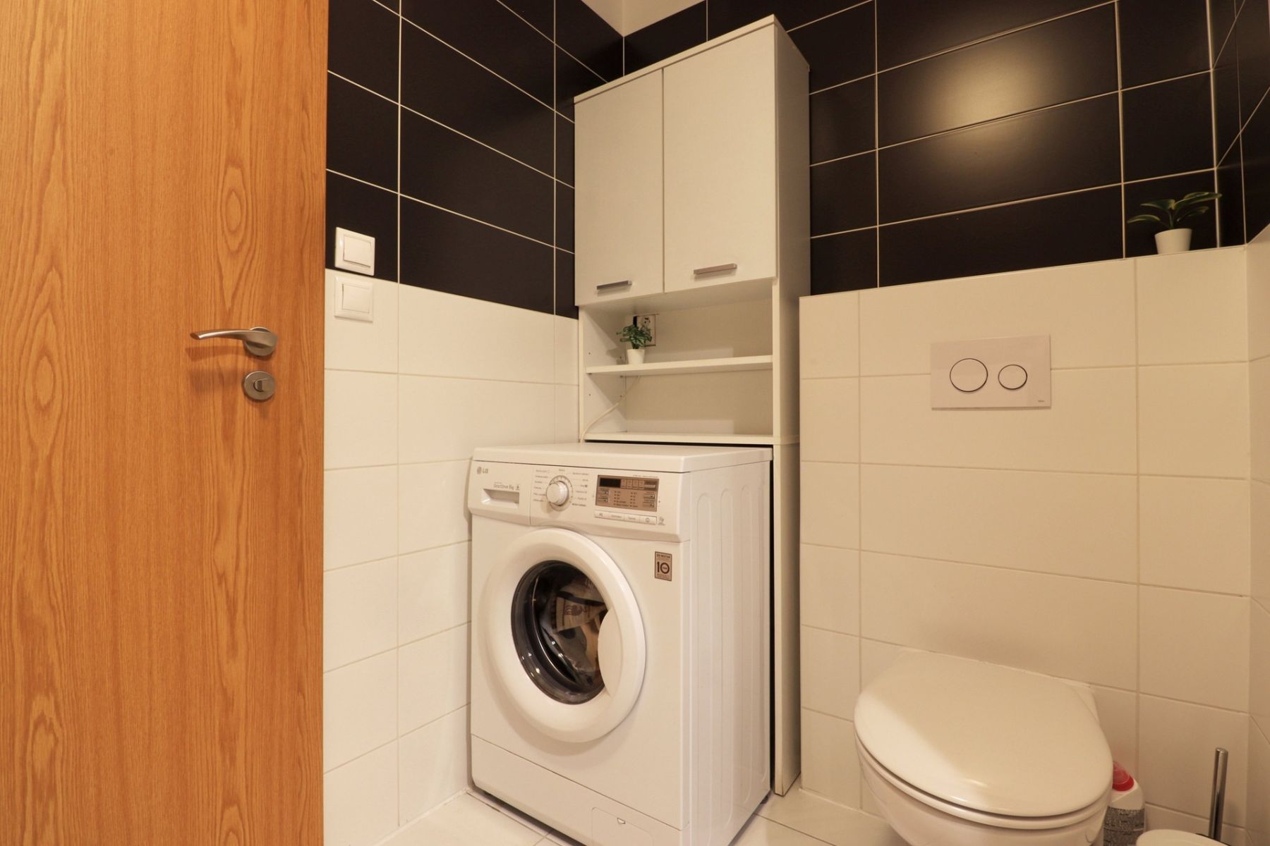 Pronájem bytu 2+kk 56 m², Praha – náhled fotky 10