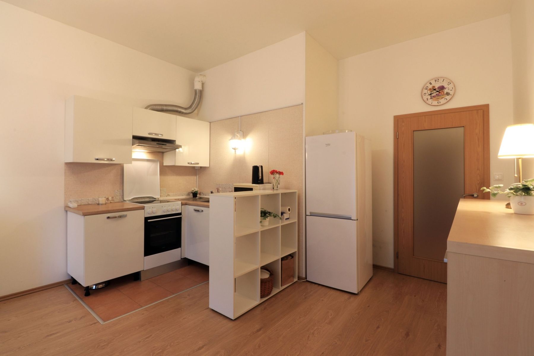 Pronájem bytu 2+kk 56 m², Praha – náhled fotky 4