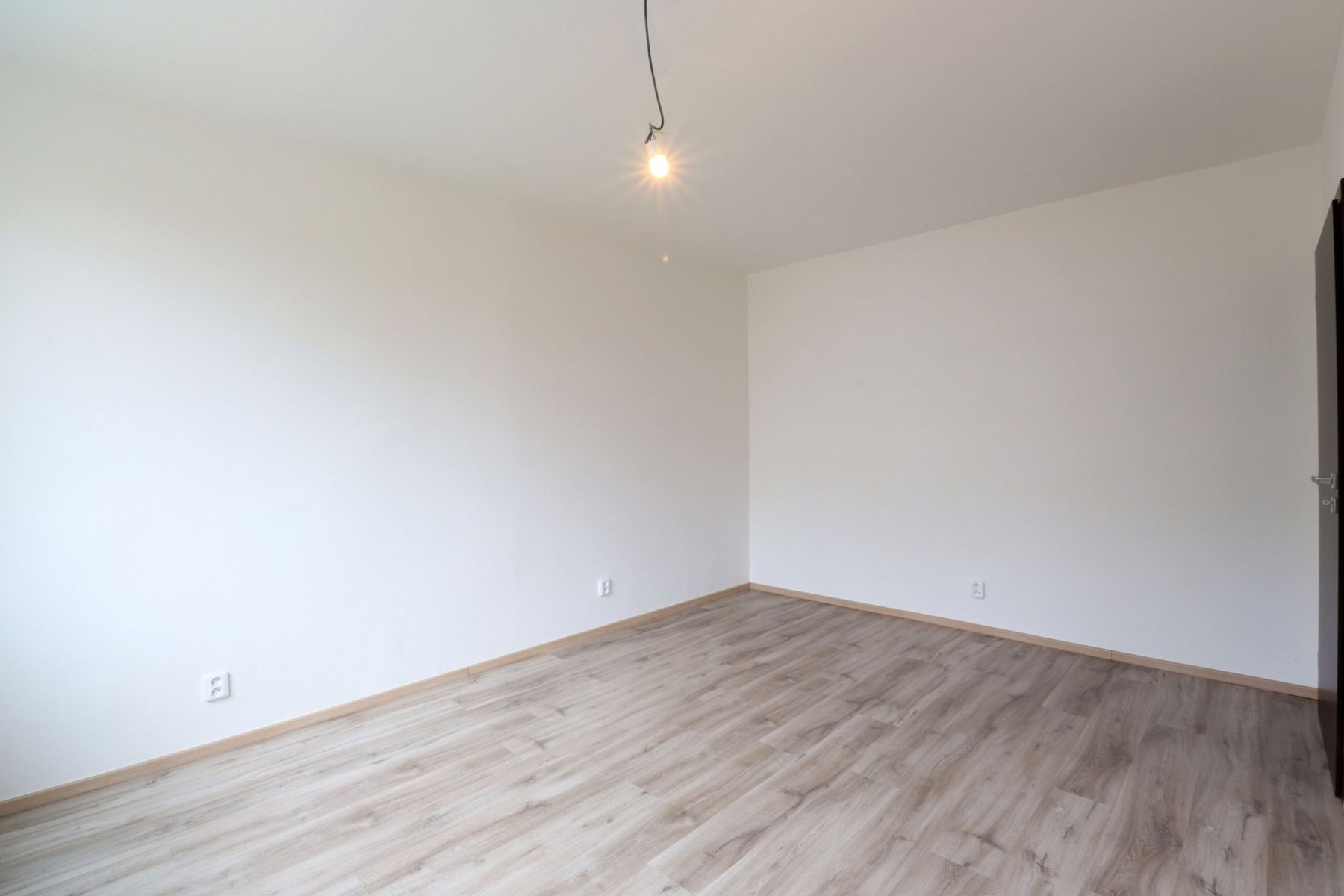 Pronájem bytu 1+kk 27 m² — photo 5