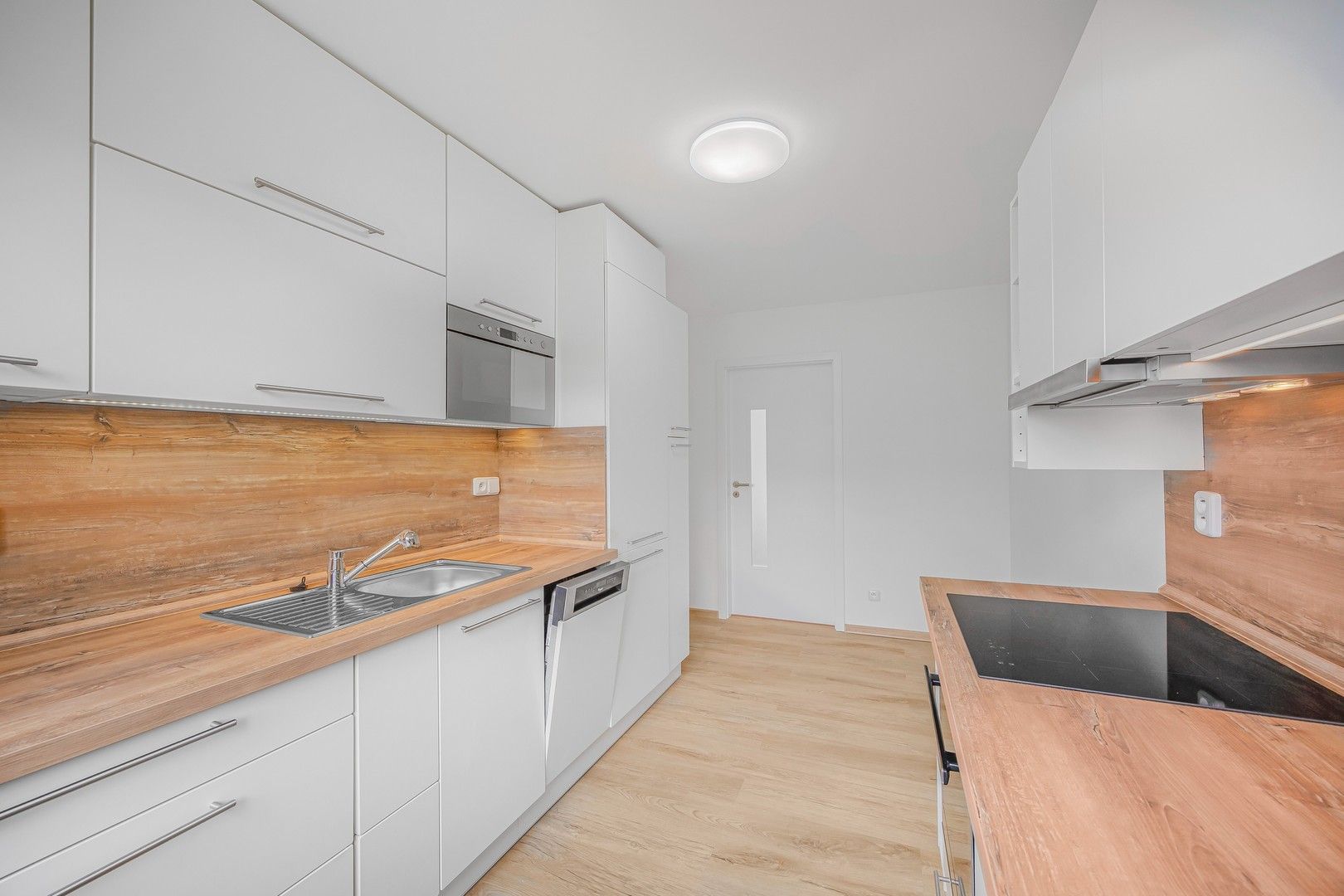 Pronájem bytu 2+1 55 m² — photo 2