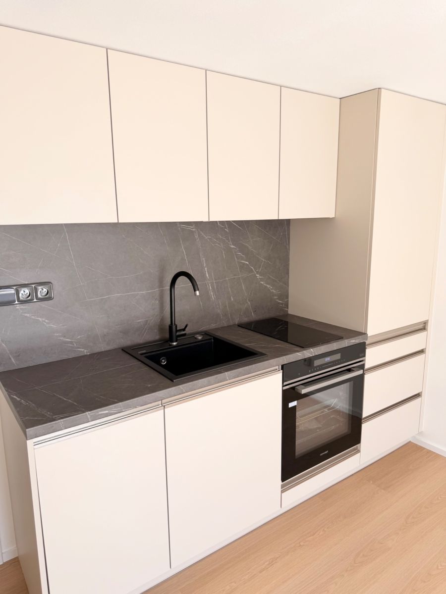 Pronájem bytu 3+kk 45 m²