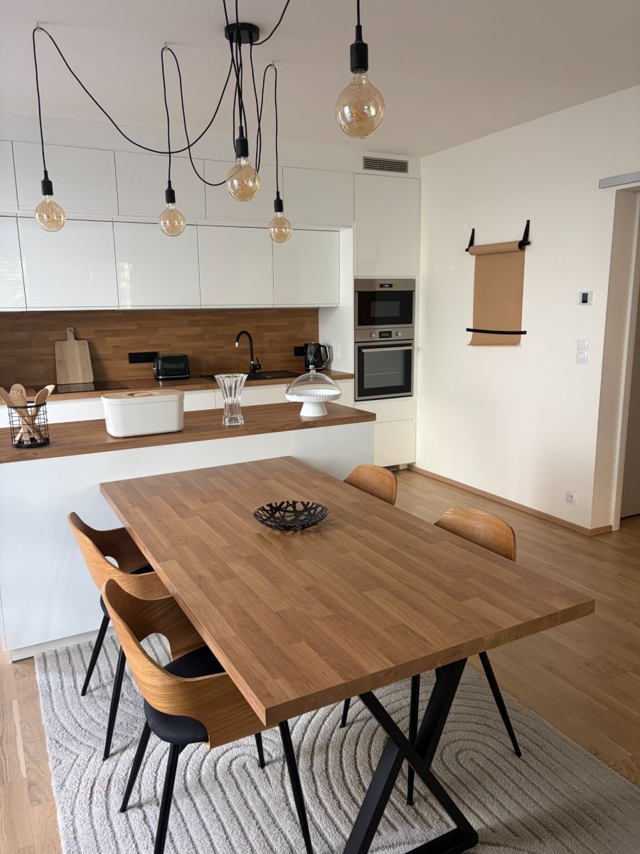 Pronájem bytu 3+kk 104 m² — photo 2