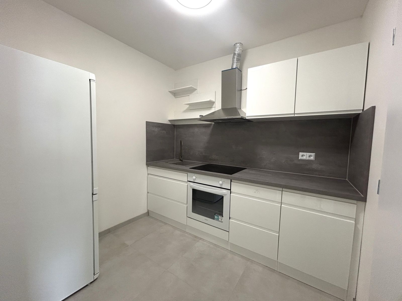 Pronájem bytu 2+kk 49 m² — photo 2
