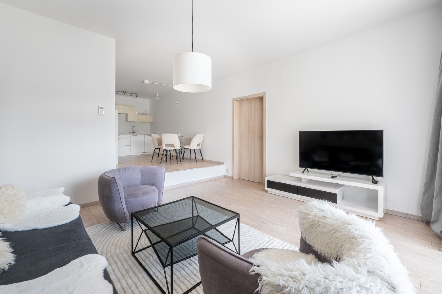 Pronájem bytu 2+kk 59 m² — photo 2