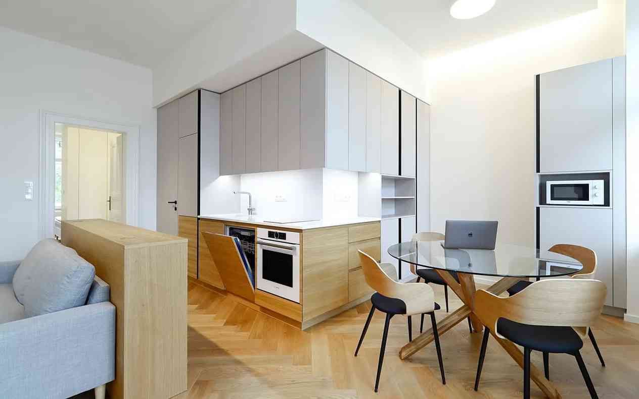 Pronájem bytu 2+kk 56 m² — photo 2