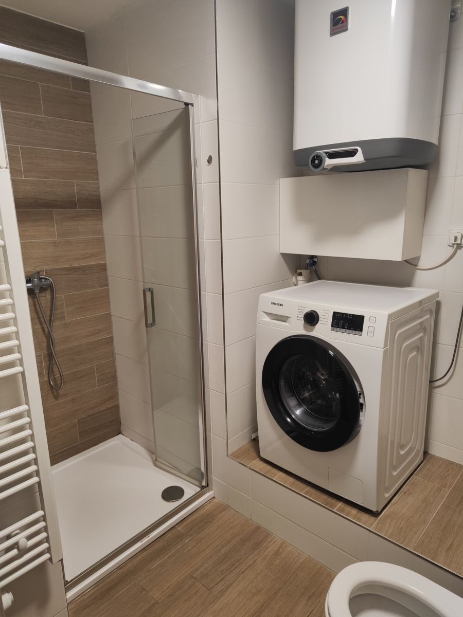 Pronájem bytu 2+kk 40 m² — photo 3