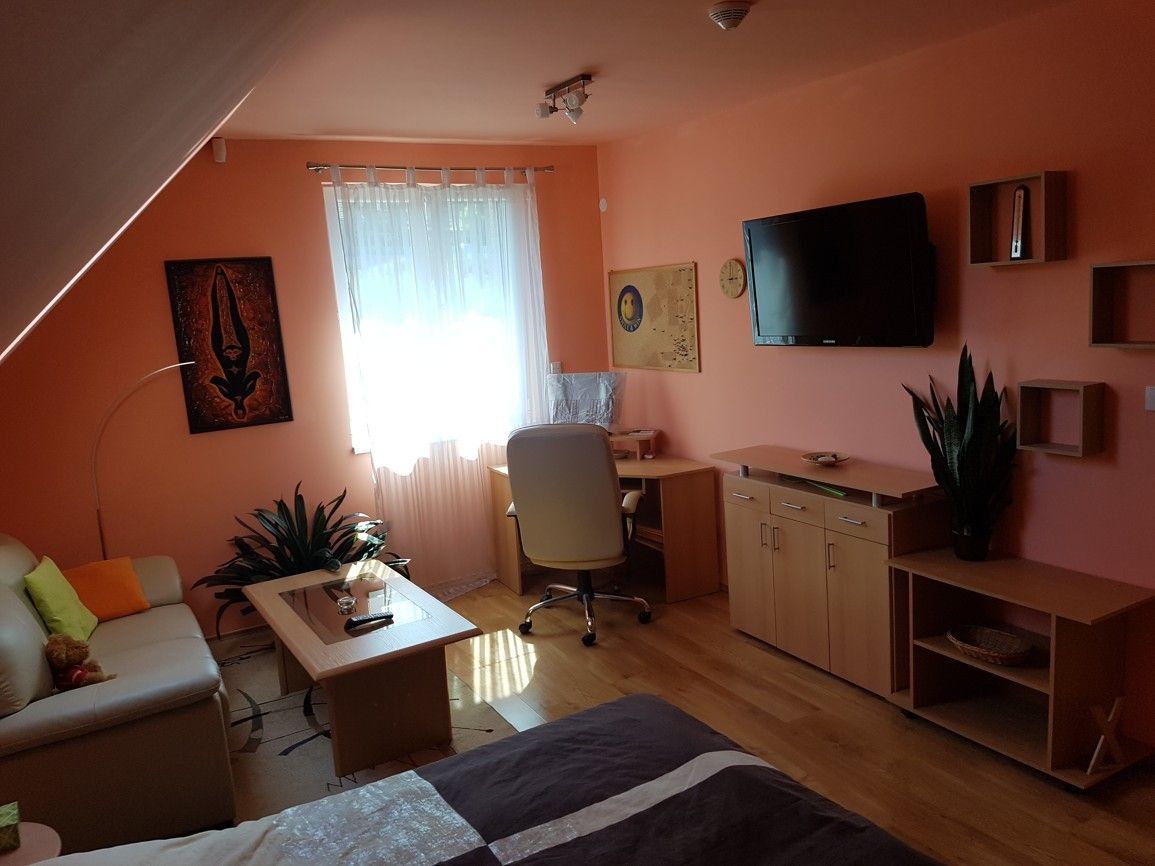 Pronájem bytu 3+kk 102 m² — photo 2
