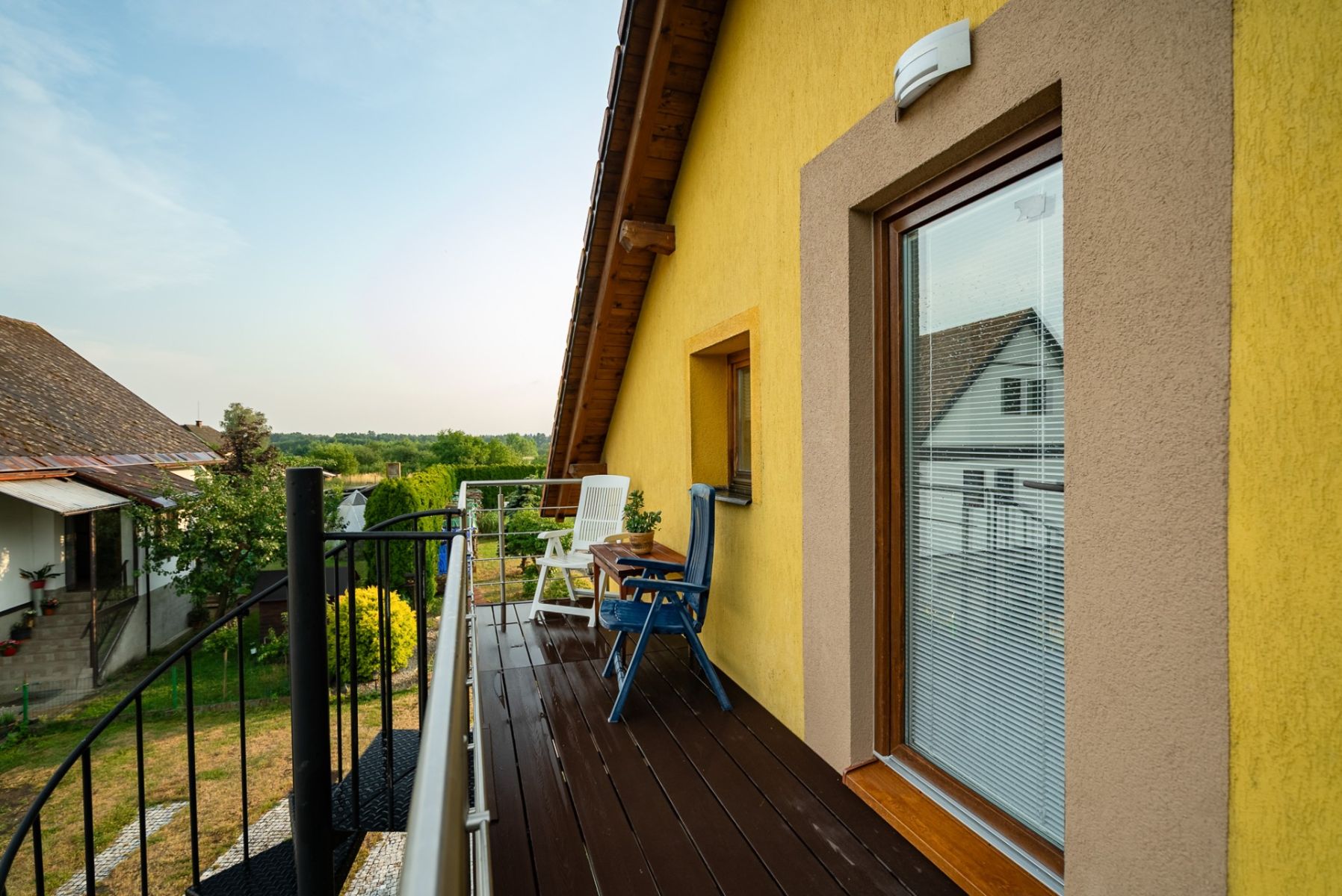Prodej domu 192 m², pozemek 1.035 m² — photo 2