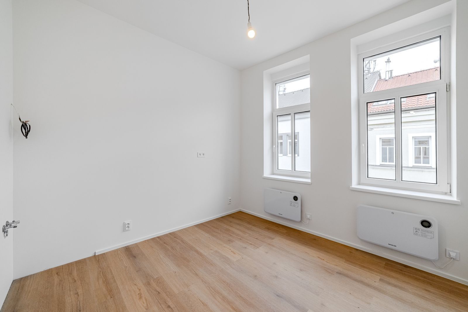 Pronájem bytu 1+kk 19 m² — photo 2