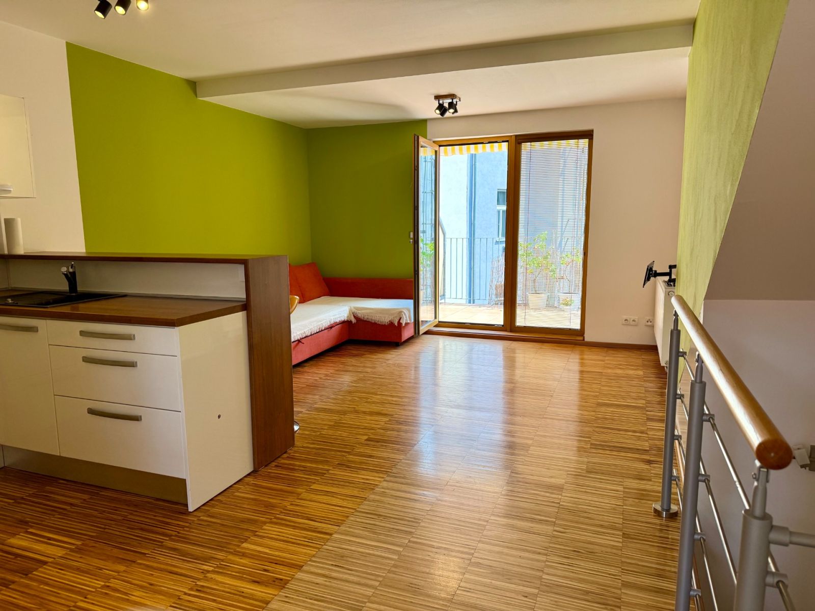 Pronájem bytu 2+kk 62 m²