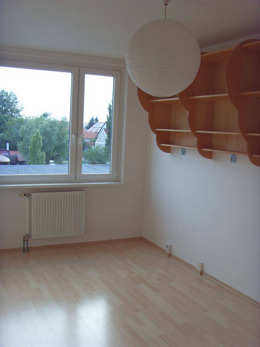 Pronájem bytu 3+kk 73 m² — photo 3