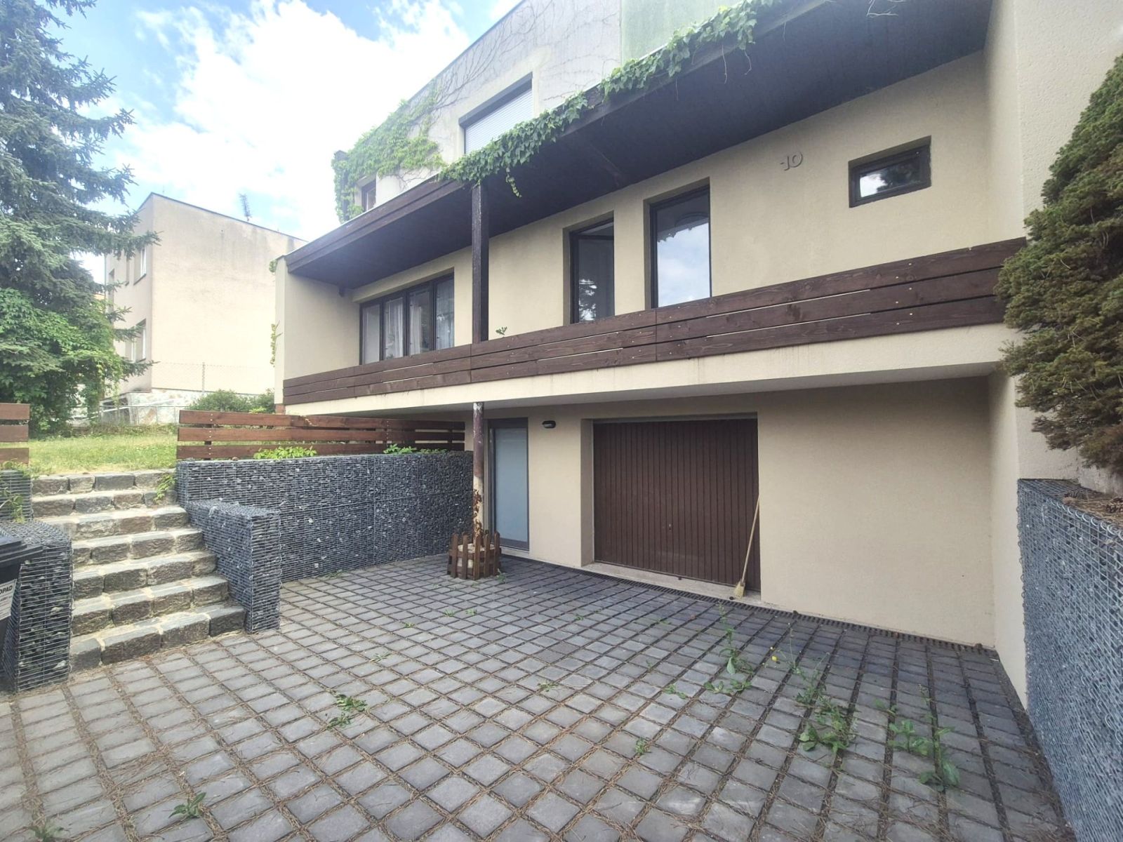 Prodej domu 240 m², pozemek 800 m²