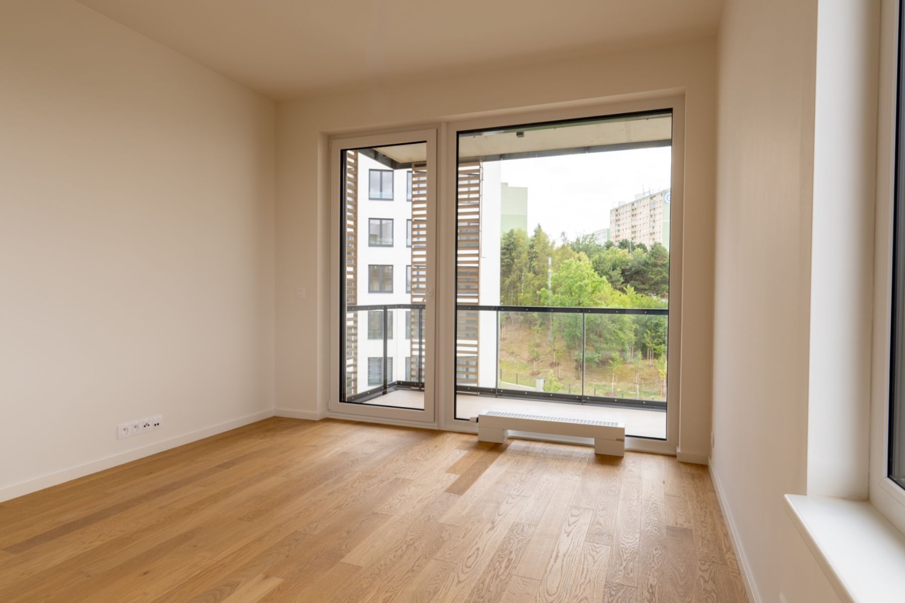 Pronájem bytu 2+kk 56 m² — photo 2