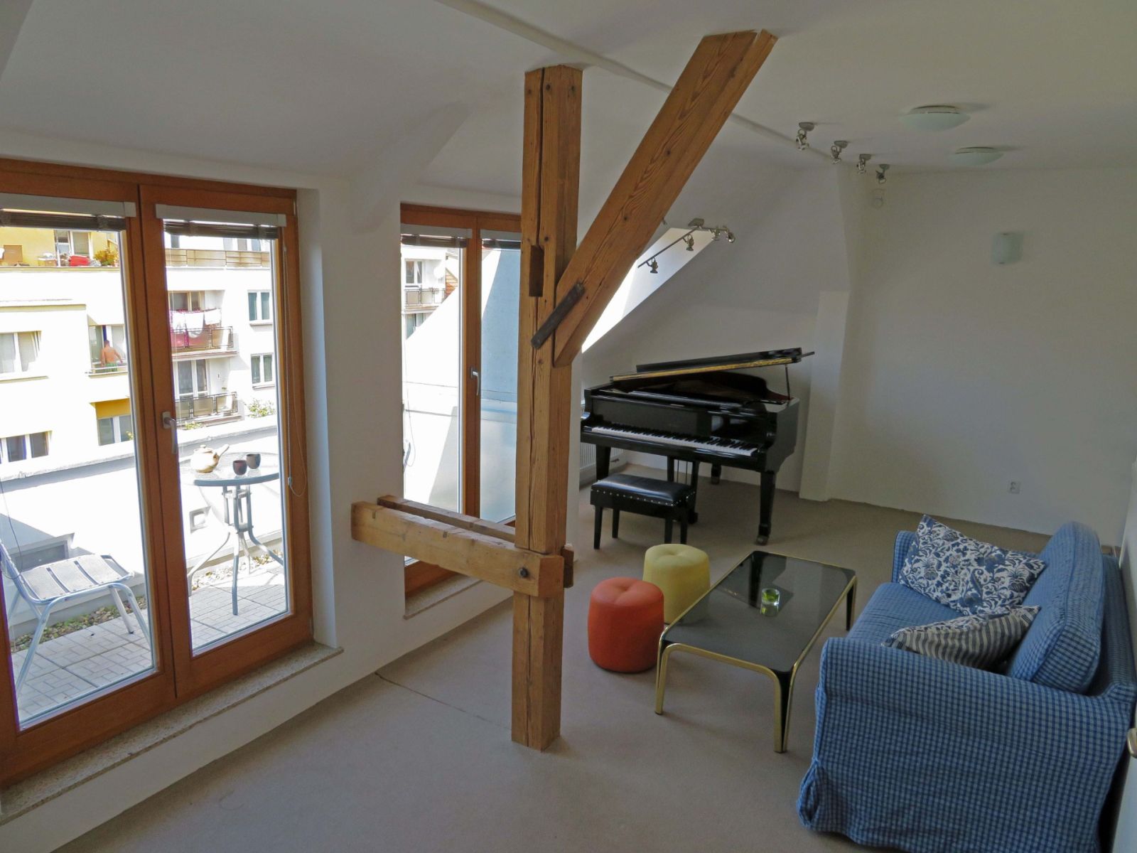 Pronájem bytu 1+kk 45 m²