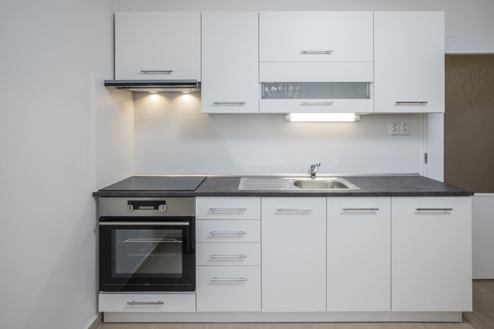 Pronájem bytu 3+1 69 m² — photo 3