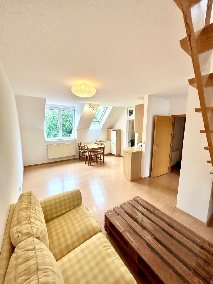Prodej bytu 3+kk 76 m² — photo 2
