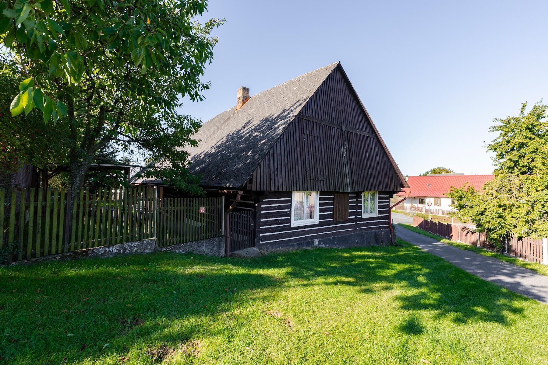 Prodej domu 90 m², pozemek 933 m²