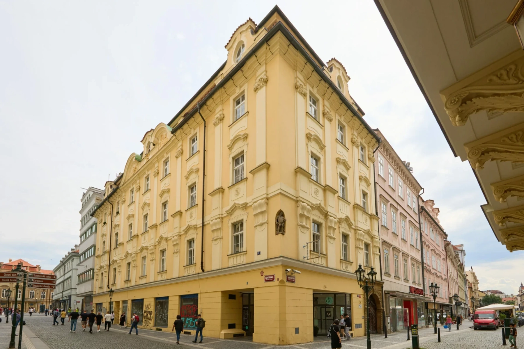Pronájem bytu 4+1 157 m²