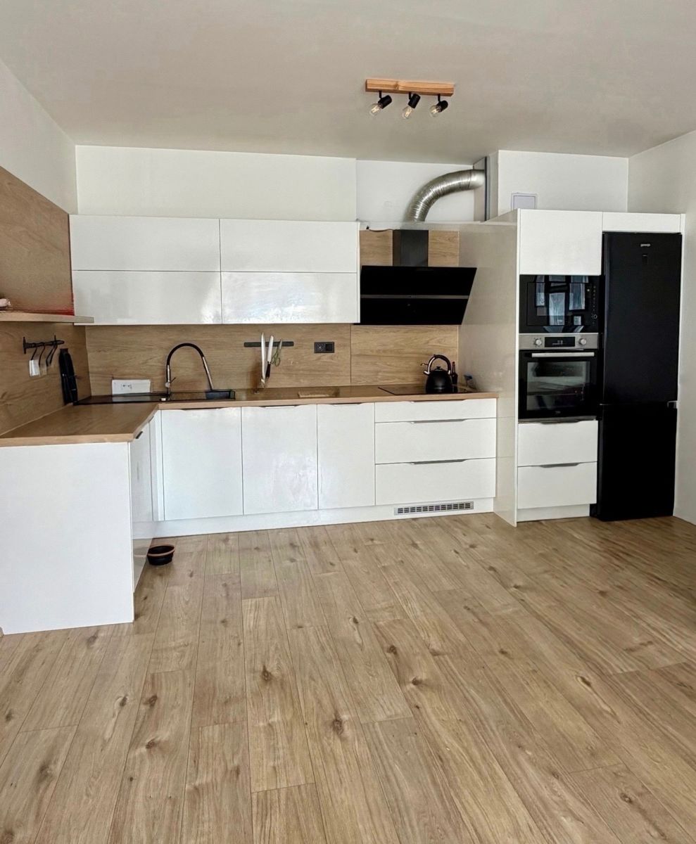 Pronájem bytu 2+kk 65 m²