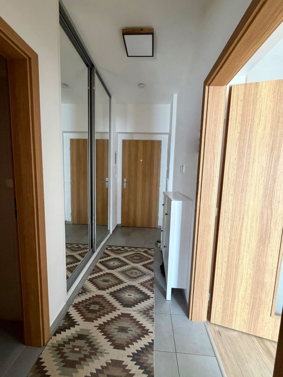 Pronájem bytu 2+kk 65 m² — photo 4
