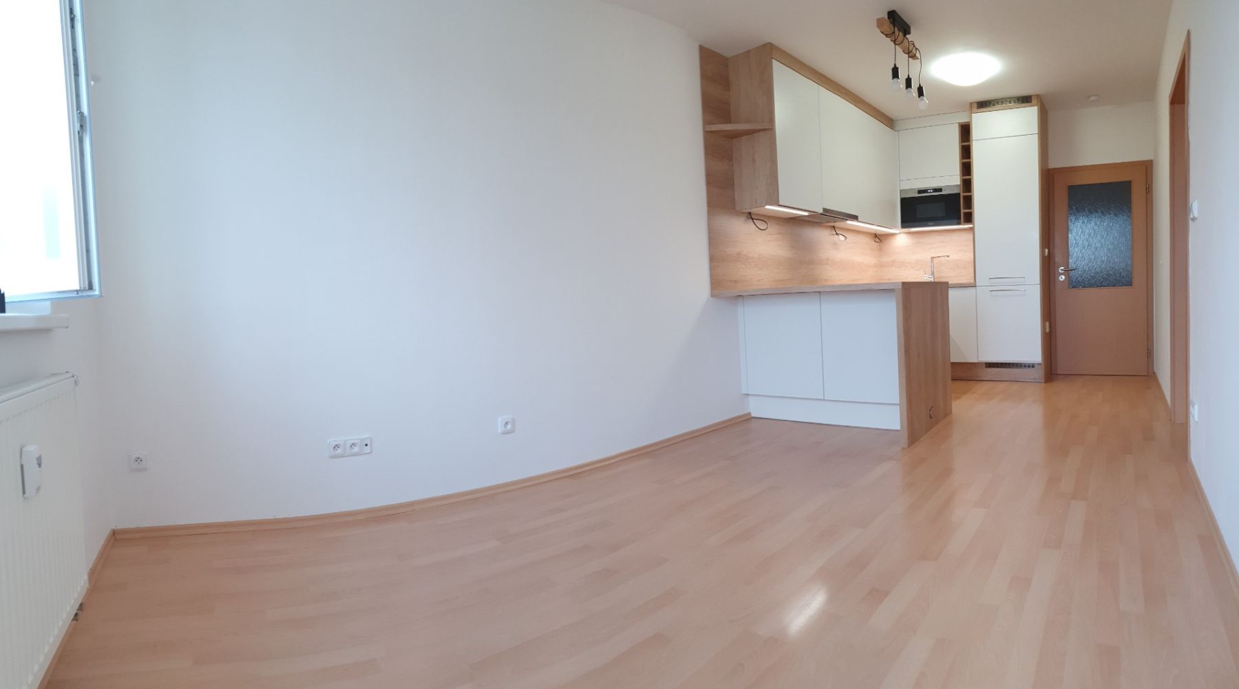 Pronájem bytu 2+kk 38 m² — photo 3