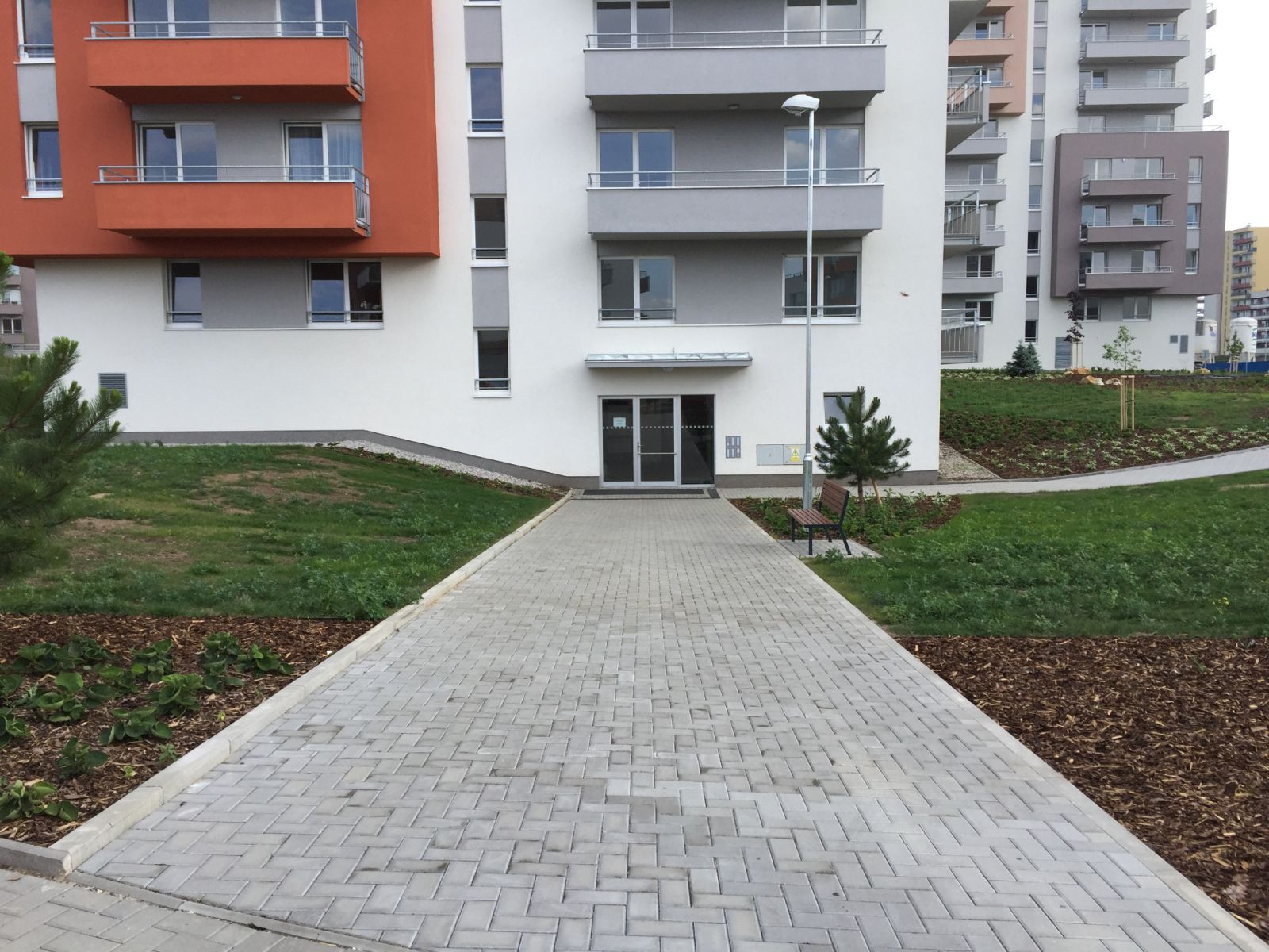 Prodej bytu 1+kk 29 m² — photo 2