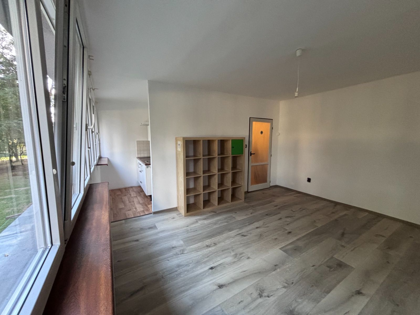 Pronájem bytu 1+kk 27 m² — photo 2