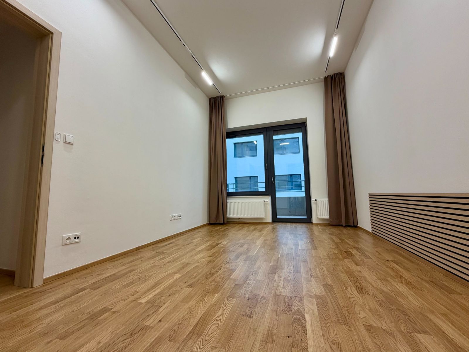 Pronájem bytu 3+kk 73 m² — photo 3