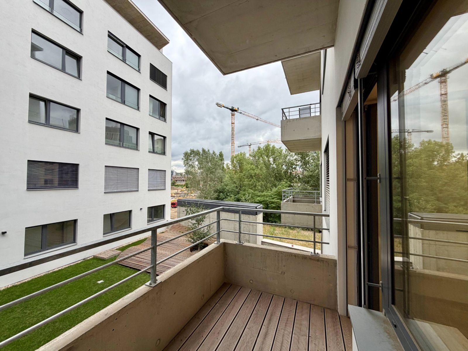 Pronájem bytu 3+kk 73 m² — photo 4