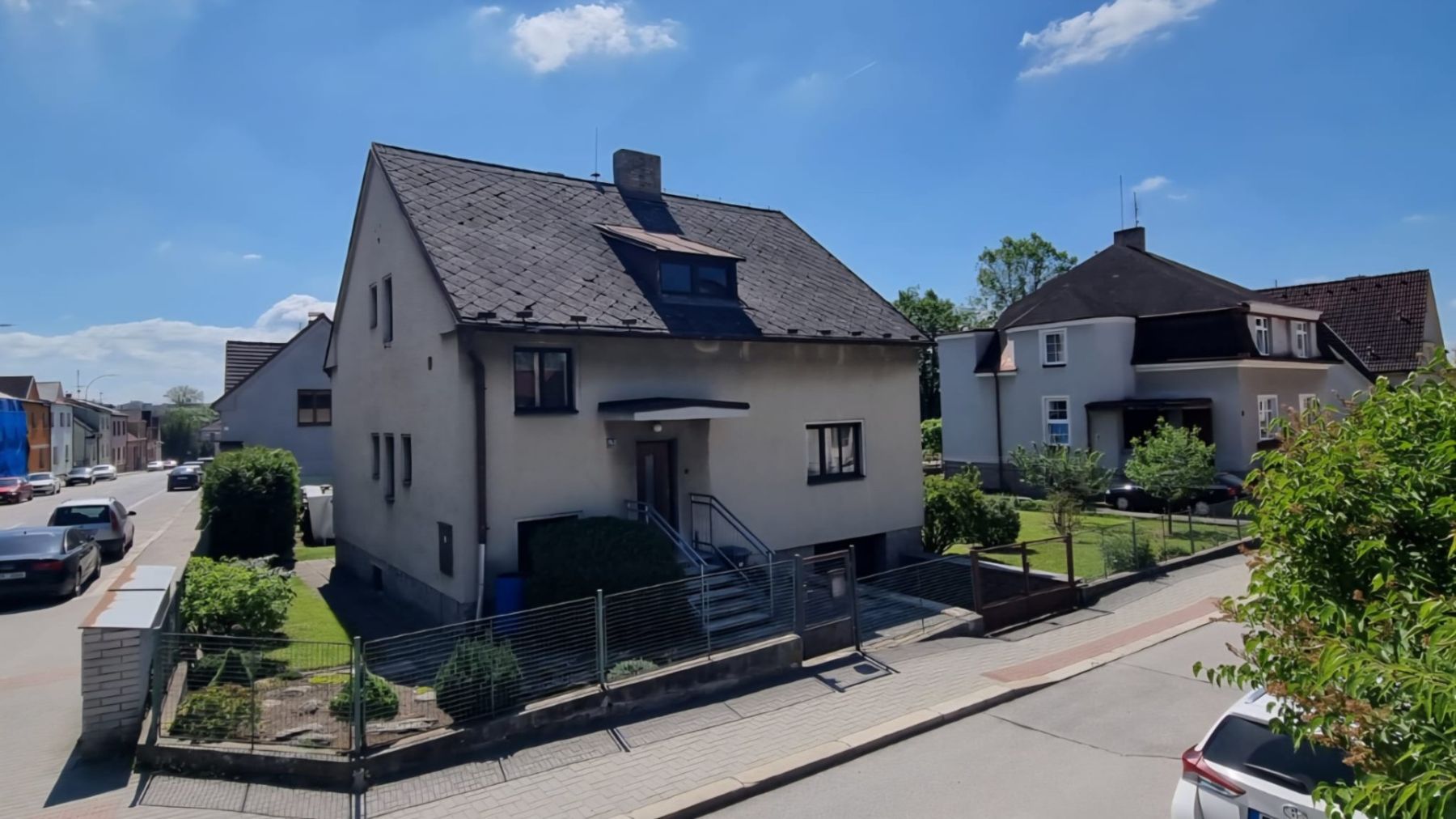 Prodej domu 171 m², pozemek 605 m² — photo 2