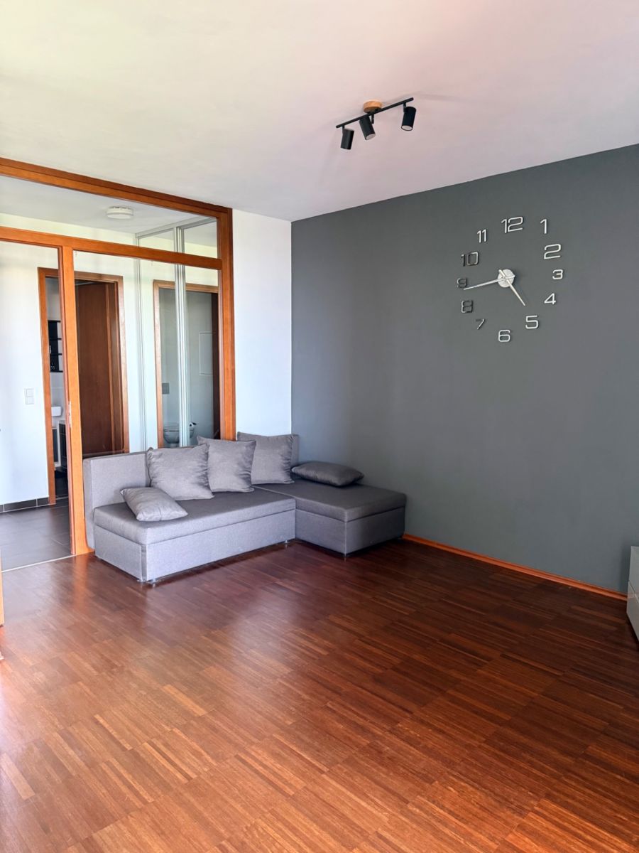 Prodej bytu 2+kk 59 m² — photo 3