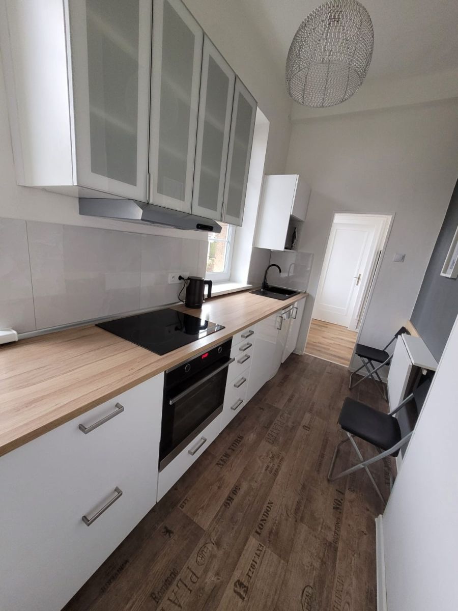 Pronájem bytu 2+1 68 m² — photo 2