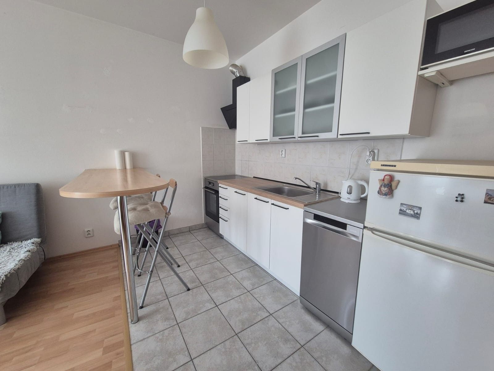 Pronájem bytu 1+kk 40 m² — photo 2