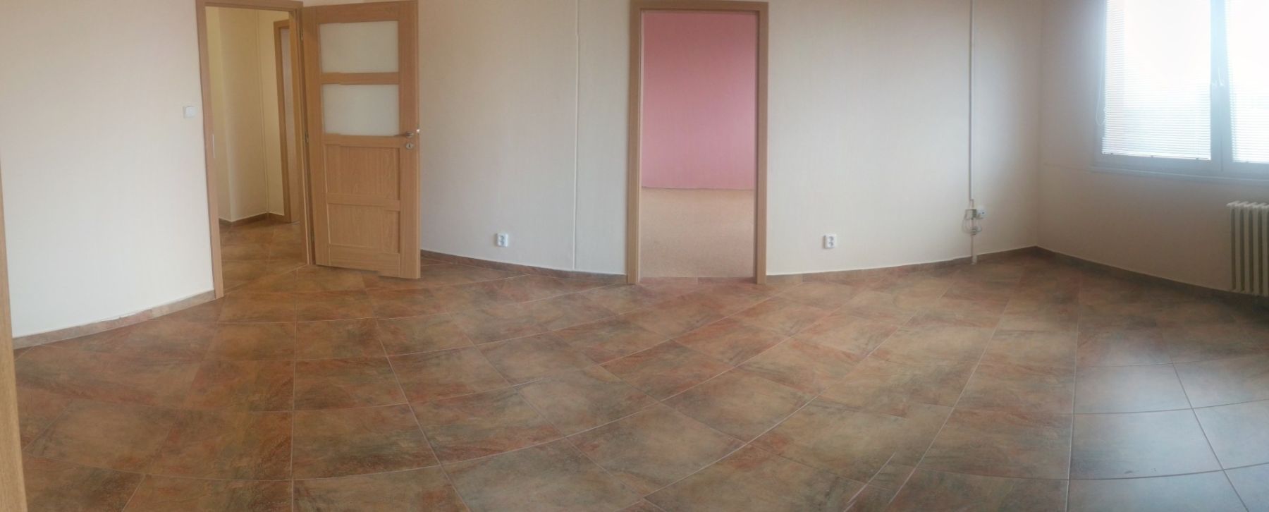 Pronájem bytu 3+1 75 m² — photo 2