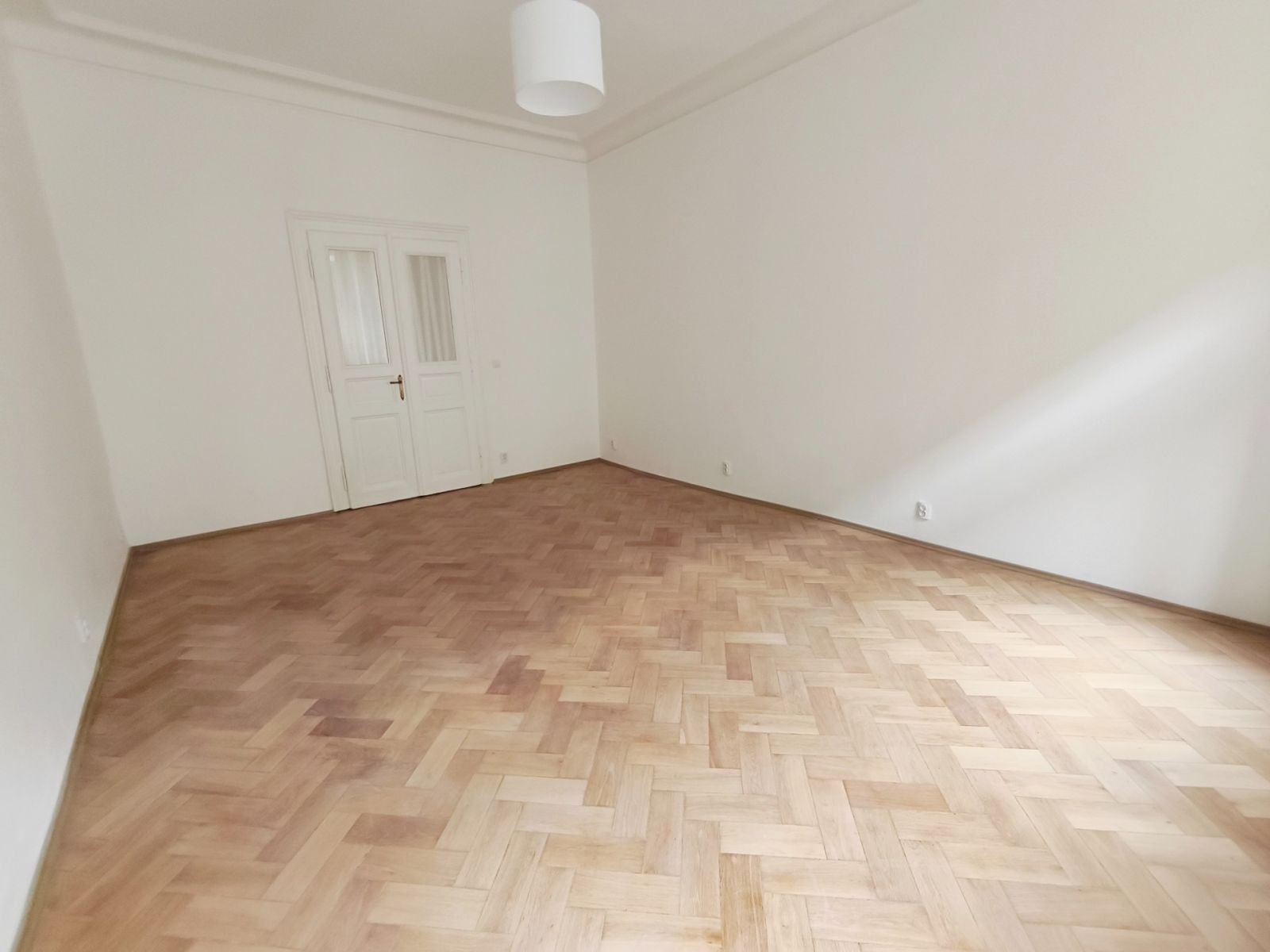 Pronájem bytu 1+kk 39 m² — photo 3