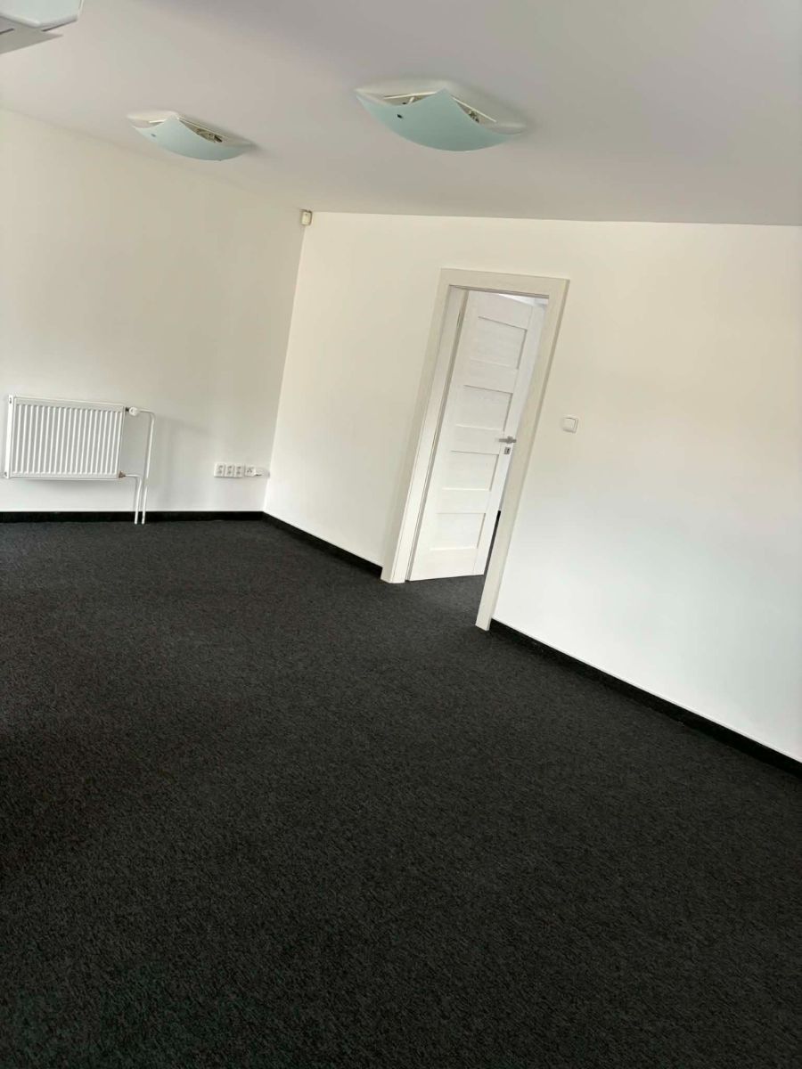 Pronájem kanceláře 120 m² — photo 5
