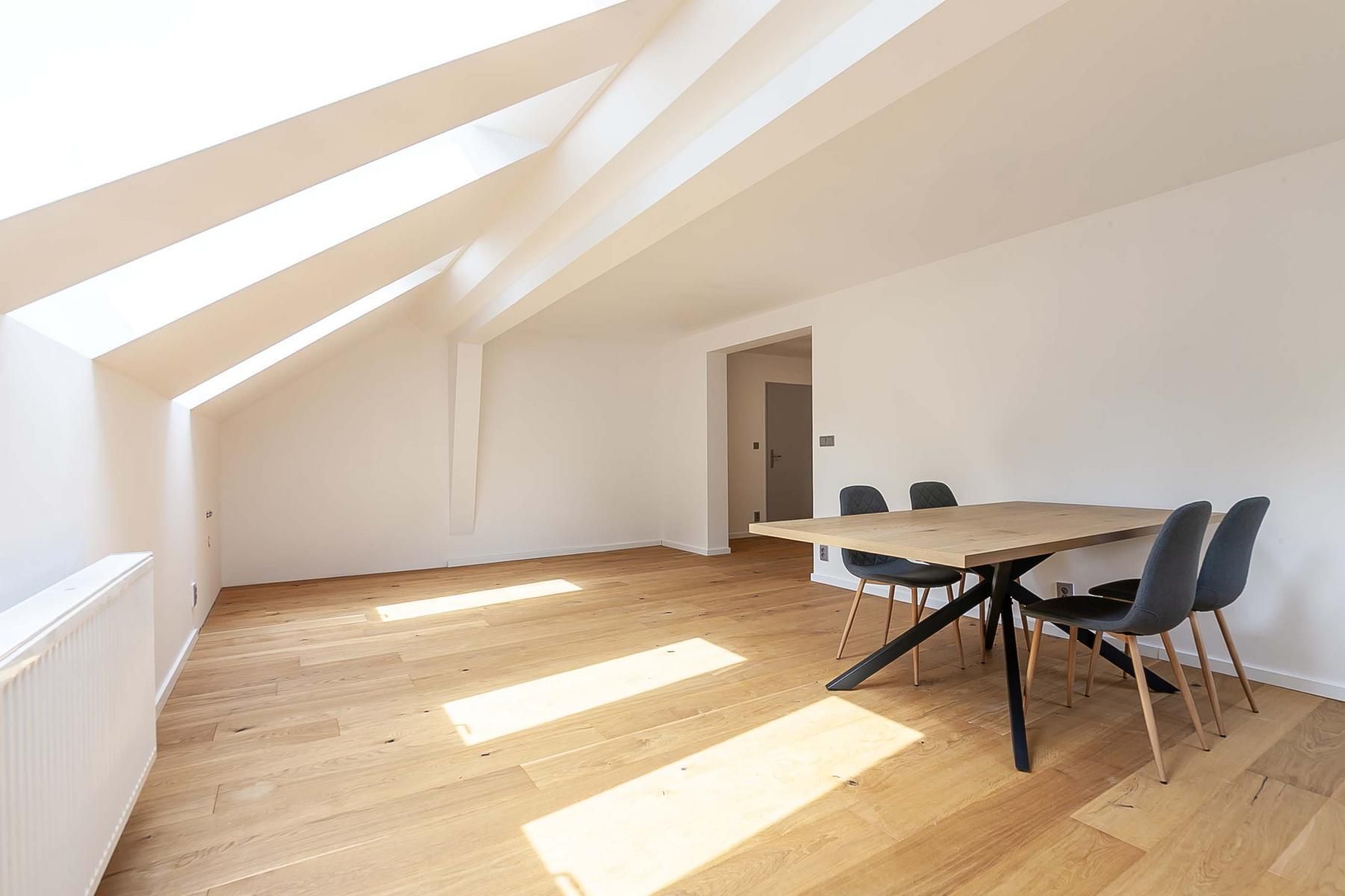 Prodej bytu 2+kk 65 m² — photo 2