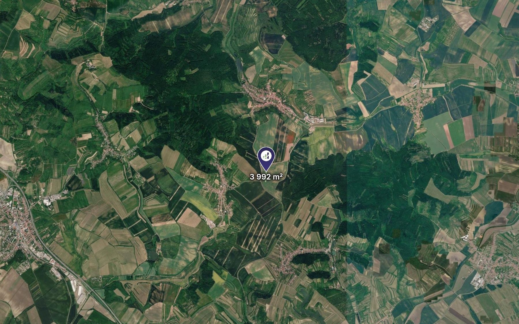 Prodej pozemku 3.992 m² — photo 2