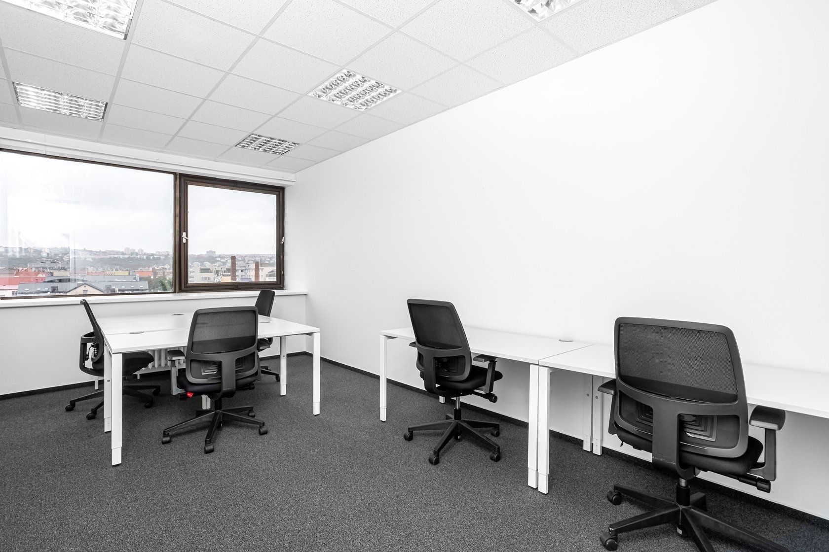 Pronájem kanceláře 50 m² — photo 3