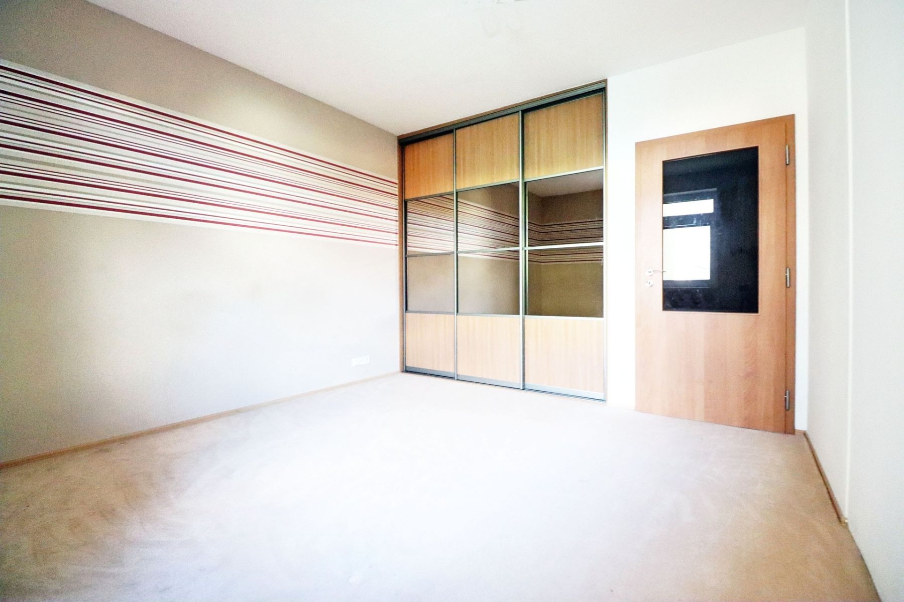 Pronájem bytu 2+kk 45 m² — photo 3